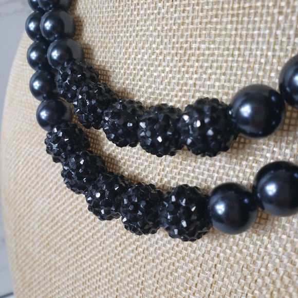 RMN Double Strand Black Faux Pearl Necklace - Picture 2 of 5